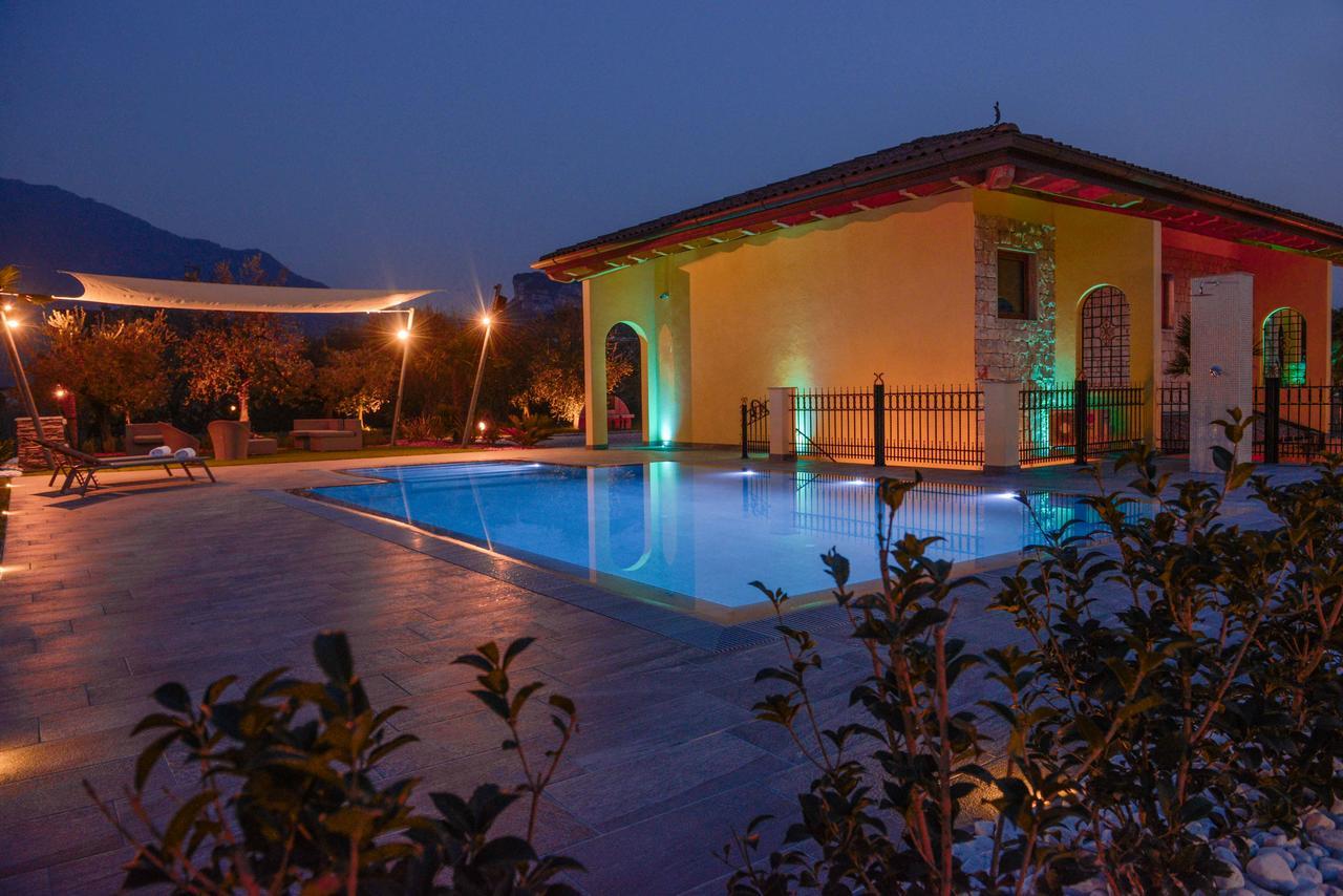 Villa Luxury House & Spa Riva del Garda Eksteriør bilde